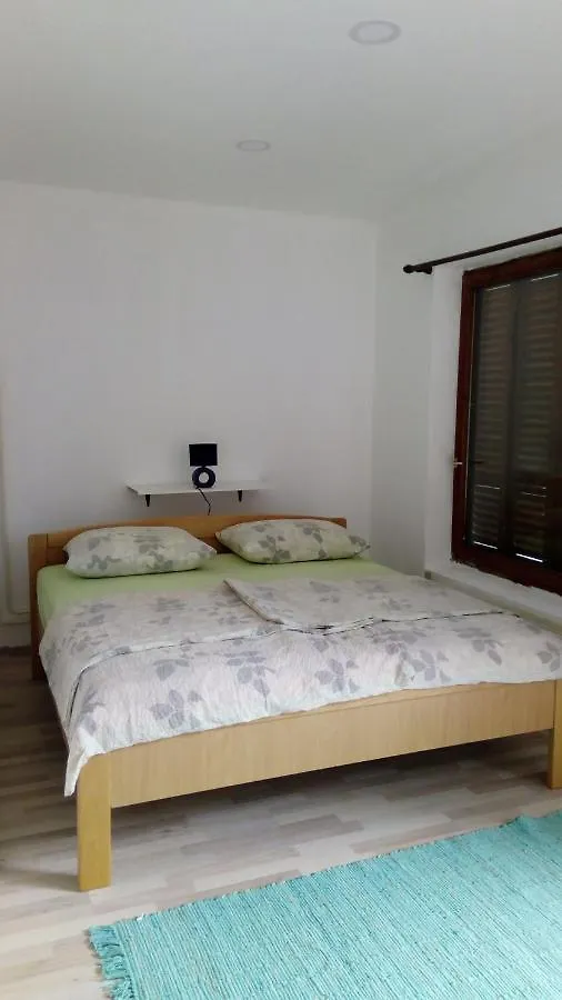 Apartments Zlatko Pula